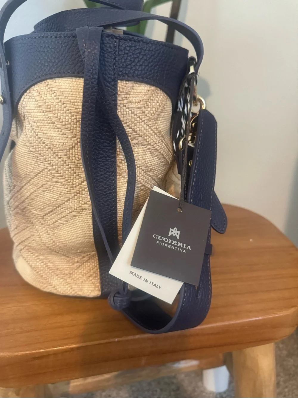 Cuoieria Fiorentina Navy & Natural Straw Crossbody Bucket Bag